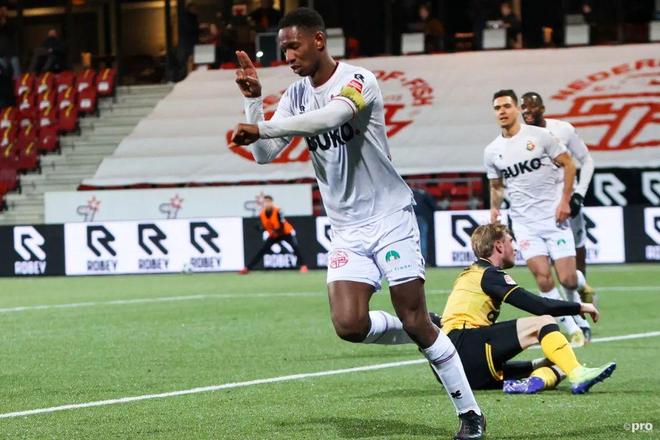 在比分落后 在比分落后